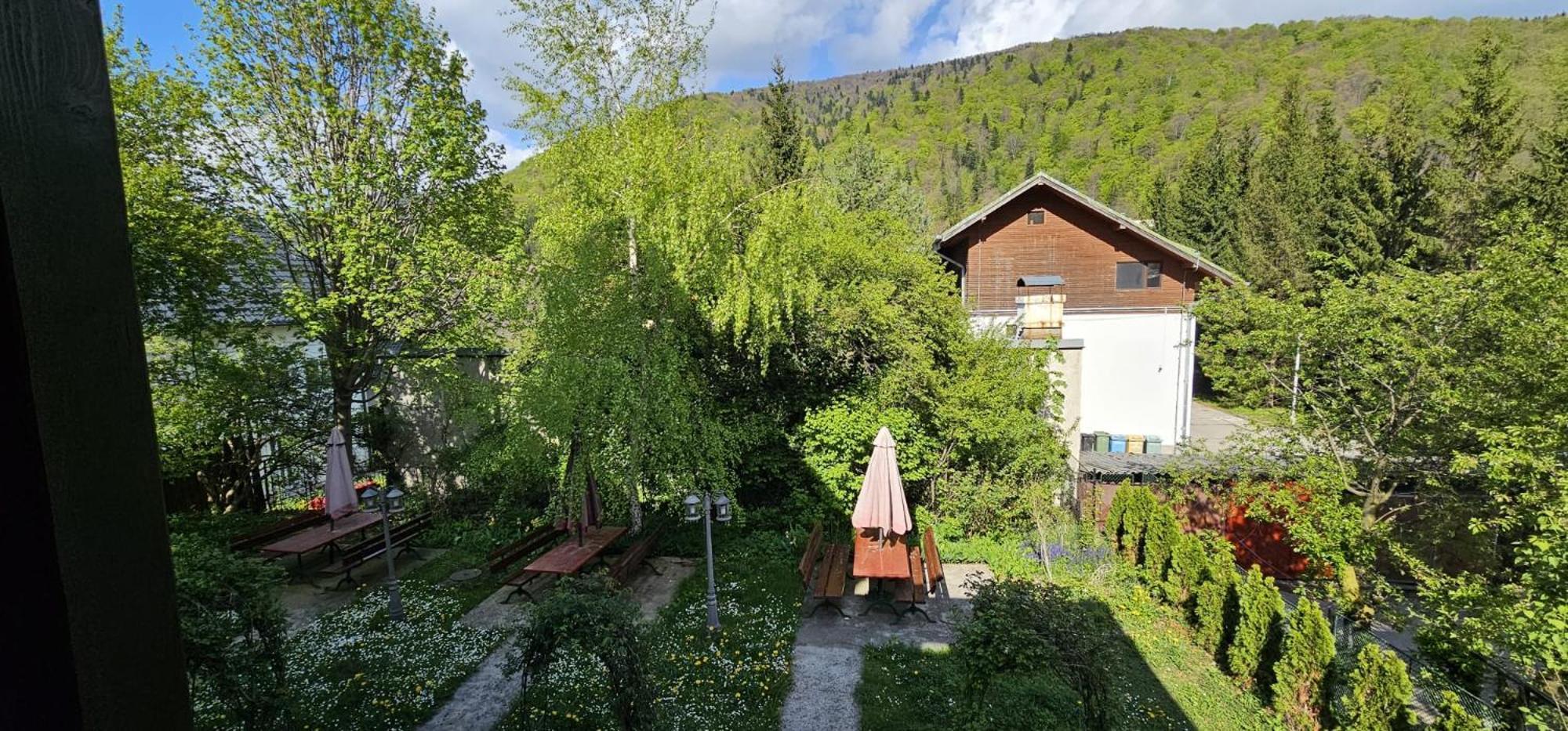 Rapsodia Sinaia Bed & Breakfast Ngoại thất bức ảnh