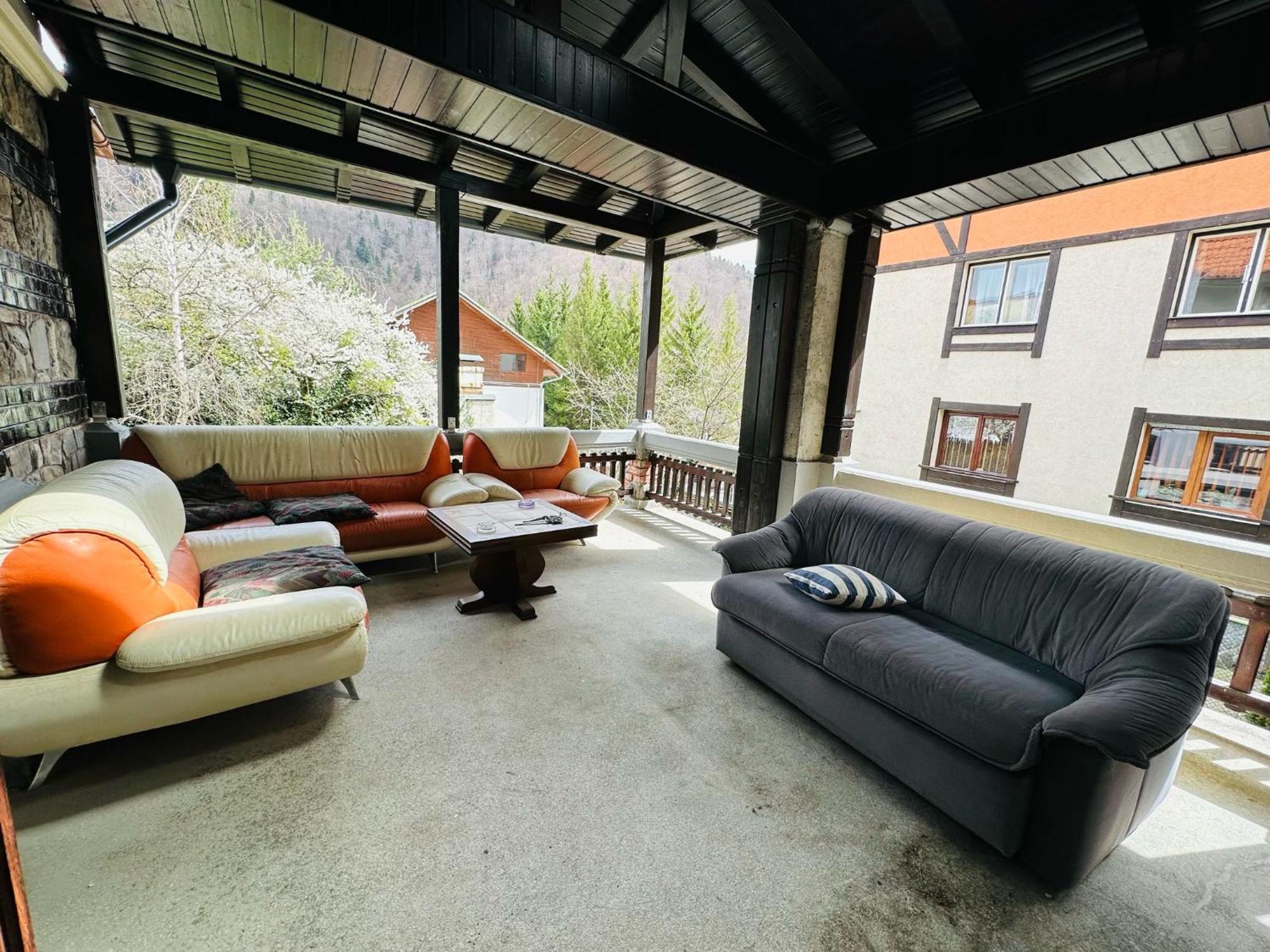 Rapsodia Sinaia Bed & Breakfast Ngoại thất bức ảnh