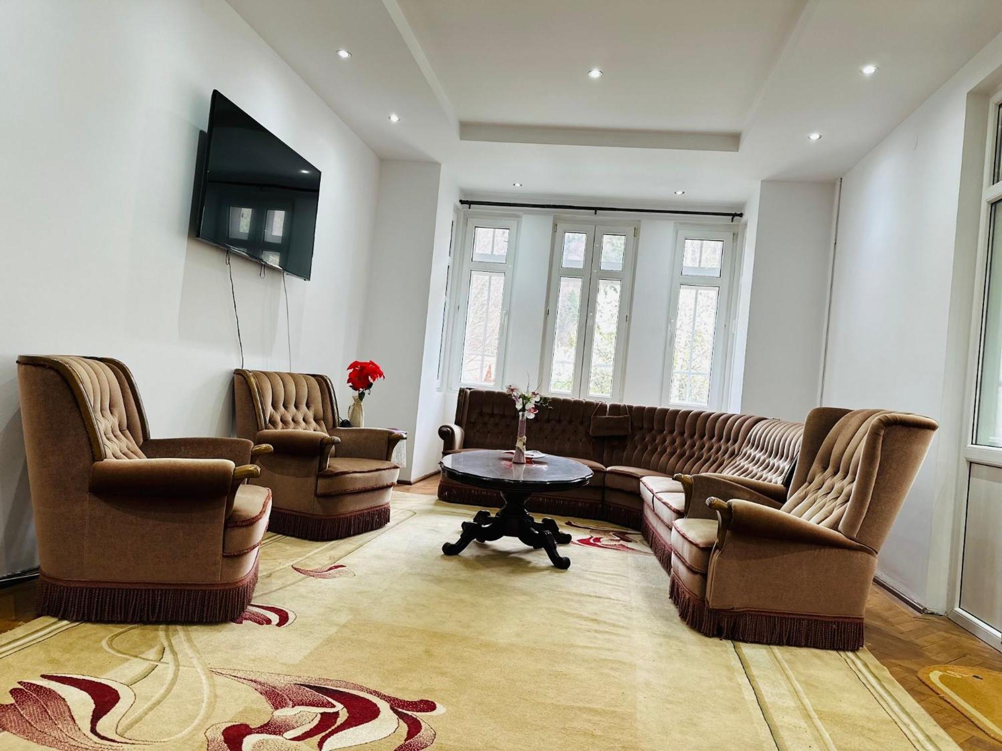 Rapsodia Sinaia Bed & Breakfast Ngoại thất bức ảnh