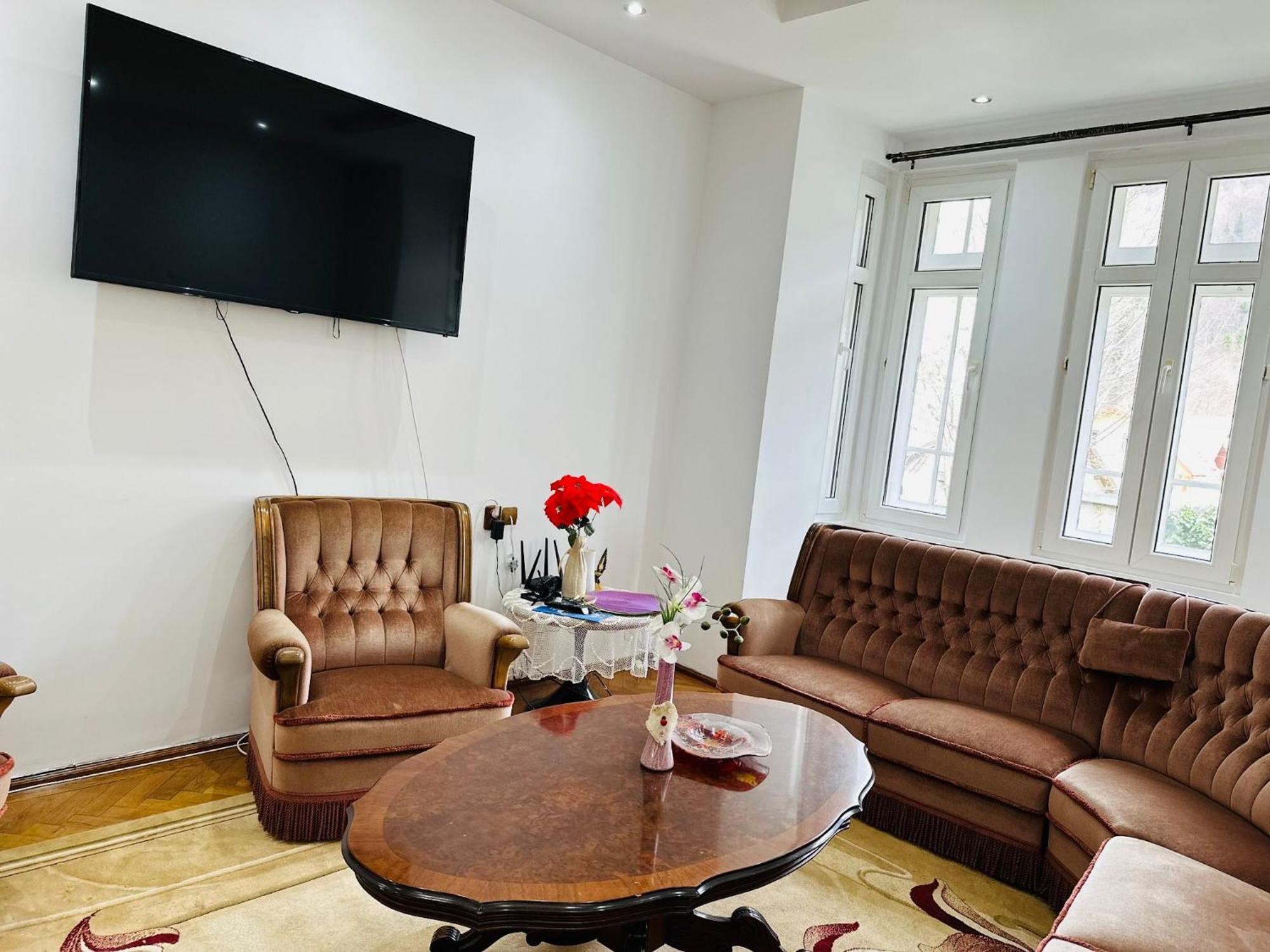 Rapsodia Sinaia Bed & Breakfast Ngoại thất bức ảnh